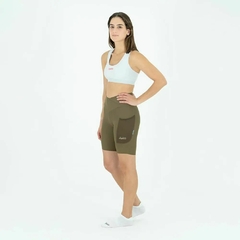 SHORT TITÁN PARA ENTRENOS, RUNNIG TREIKING COLOR OLIVA SAFETTI MUJER (68USD ) no se transparenta