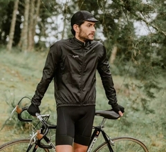 CHAQUETA DE CICLISMO SAFETTI ROMPEVIENTO FERRARA/TRENTINO HOMBRE (USD 119) perfecta contra viento y llovizna - KIWINNER