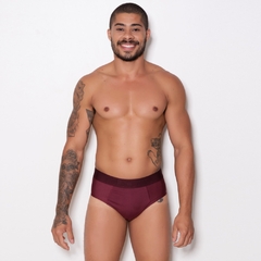 Cueca Slip Microfibra Lisa Elástico Bordado - C7542 - comprar online