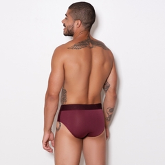 Cueca Slip Microfibra Lisa Elástico Bordado - C7542 na internet