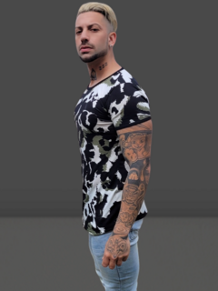 Remeron Warko Hombre Entallado Animal Print Camuflado Long Fit Slim Remera 222 - comprar online