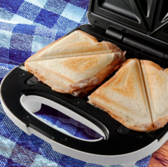 Sandwichera Y Waflera 2 en 1 Con Placas Intercambiables Antiadherentes Smartlife - comprar online