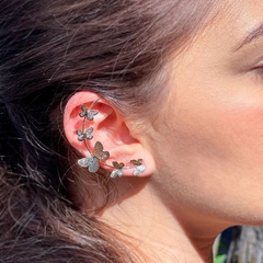 BRINCO EAR CUFF CORAÇÕES FOLHEADO LISO na internet