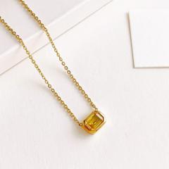 COLAR PENDENTE SQUARE ZIRCÔNIA FOLHEADO A OURO - comprar online