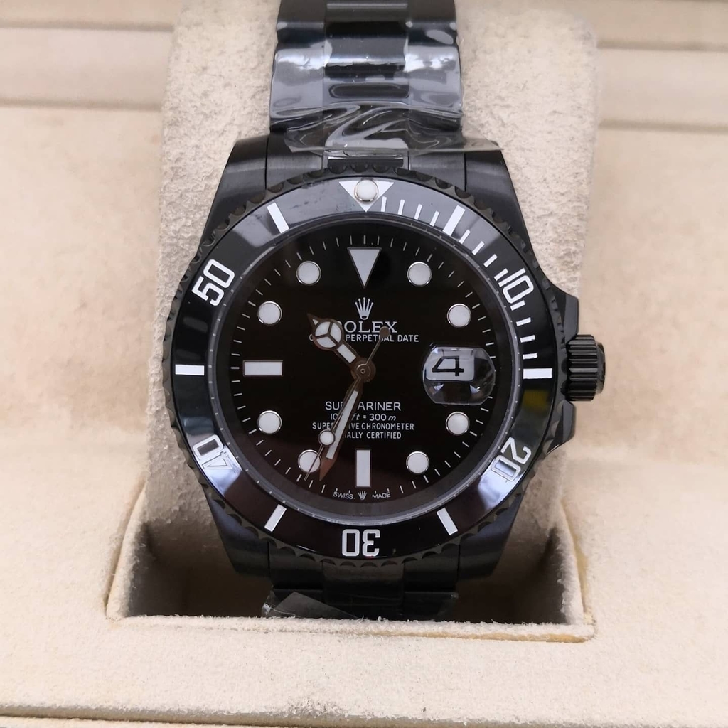 All black clearance submariner