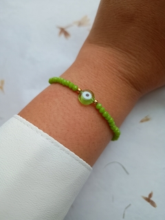 Pulseira de Cristal Verde Claro Olho Grego - comprar online