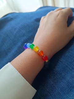 Pulseira Sete Chakras com Pedra Vulcânica na internet