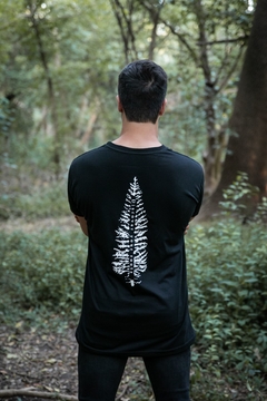 Remera Roots Negra - oriundo