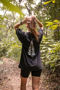 Remera Roots Negra - comprar online