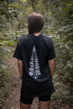 Remera Roots Negra - comprar online