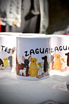 Taza con relieve en internet