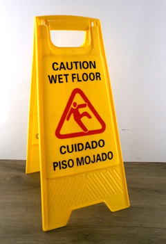 Cartel piso mojado