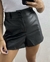 SHORTS EM MATERIAL SINTÉTICO PALOMA