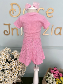 Conjunto Infantil Short Saia Rosa Sarja com Paetê e Blusa Canelada Petit Cherie 058 na internet