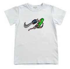 Camiseta Buzz - Pickle rick malvadão