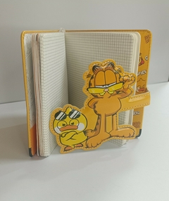 Imagen de Libretas con broche de imán Garfield