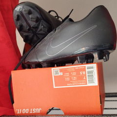 Botas de fútbol Nike Phantom - Negro