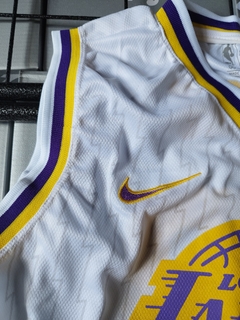 Regata De Baloncesto - Lakers Blanco NBA en internet