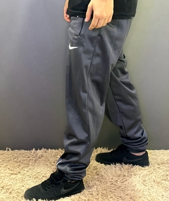 Pantalones deportivos - Nike - tienda online