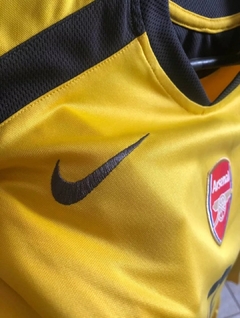 Arsenal Nike Amarela O2 - 2005/2006 (Original) na internet