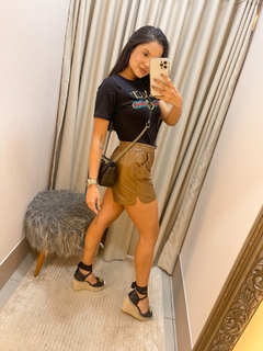 Short Couro Eco Elástico - comprar online