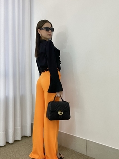 Conjunto Bella Blaser + Calça Laranja na internet