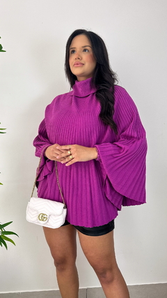 Poncho Max Tricot Roxo na internet