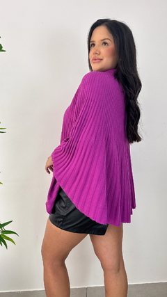 Poncho Max Tricot Roxo - comprar online