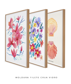 Imagem do Conjunto de Três Quadros Decorativos em Aquarela, Flores Campo + Camélias + Coquille