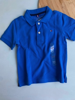 POLO TOMMY HILFIGER BASICA AZUL INFANTIL - comprar online