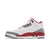 Air Jordan 3 Retro 'Cardinal Red' na internet