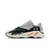 Yeezy Boost 700 'Wave Runner' na internet