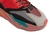 Yeezy Boost 700 'Hi-Res Red' na internet