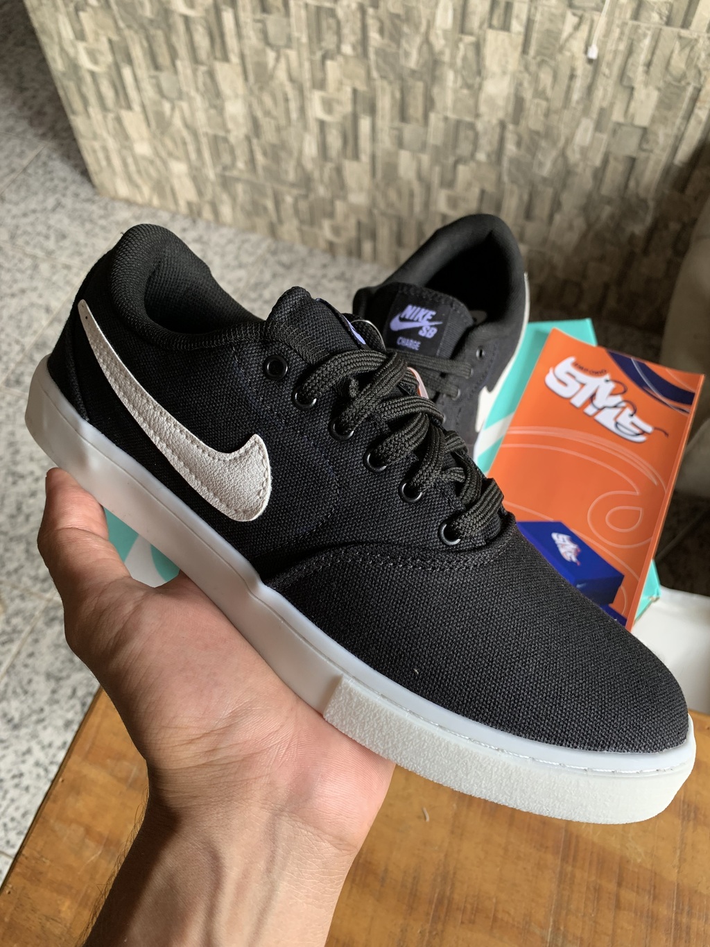 Nike sb preto e branco hotsell