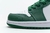 Air Jordan 1 Low Pine Green na internet