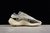 Ad Yeezy 700 V3 en internet