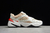 Nike M2K Tekno en internet