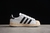 Adidas Superstar en internet