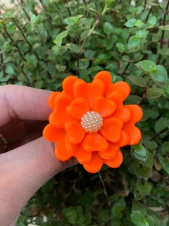 Imagem do Enfeite de Chimarrão de Biscuit Flores