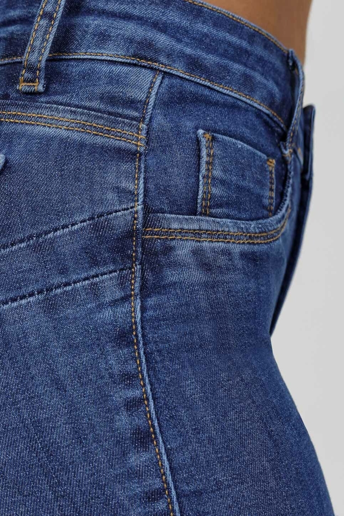Calça Jeans Skinny Preta Cintura Alta Detalhe Rasgado Joelhos Moda Feminina.