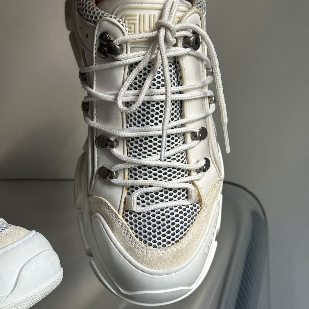 Tenis gucci flashtrek sales branco