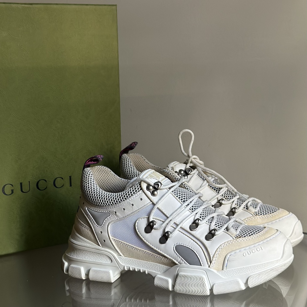 Tenis gucci 2024 flashtrek preço