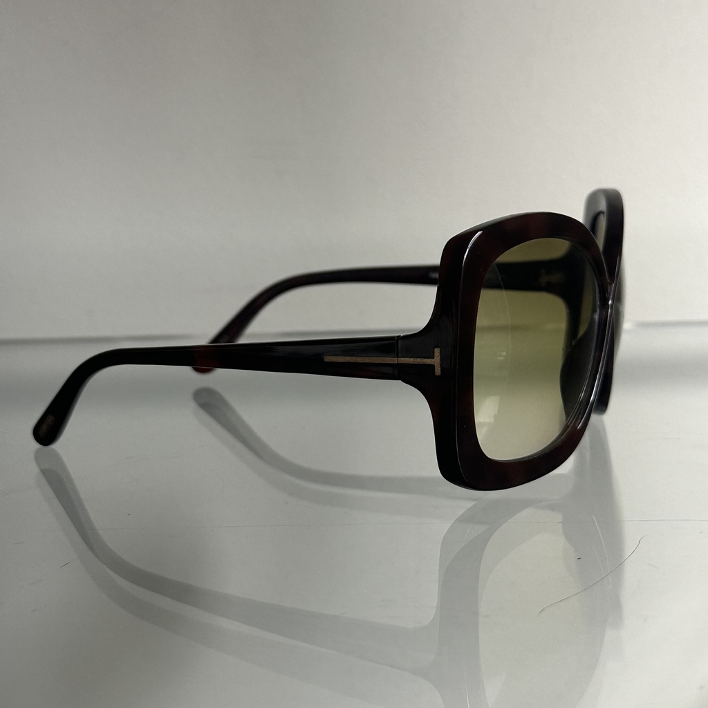 Óculos Tom Ford: tudo sobre os óculos de luxo da marca