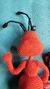 Muñeco de apego La hormiga Charlie- tejida a crochet - tienda online