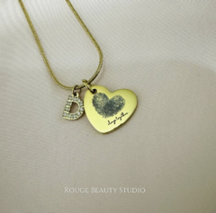 Collar personalizado huella en corazón con dije de letra - grabado láser - comprar en línea