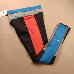 Leggin negro con colores Nike