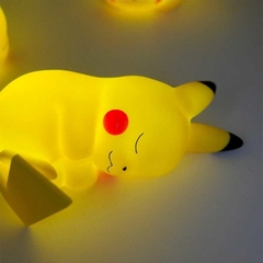 Cinzas Pokemon Pet Pikachu Mini Humor Luz Noturna Boneca Anime Presente Brinquedo - Kaufen KF