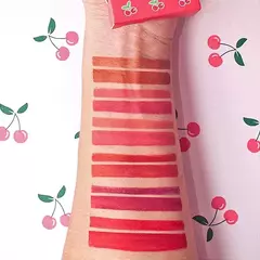 Kit Labial Lápis + Batom Cherry Love - City Girls - AT Beauty Store