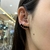 EarCuff Navetes Pretos Banhado a Ouro 18k