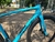 Bicicleta Oggi Cadenza 500 Carbon 105 Azul Tam.52 na internet